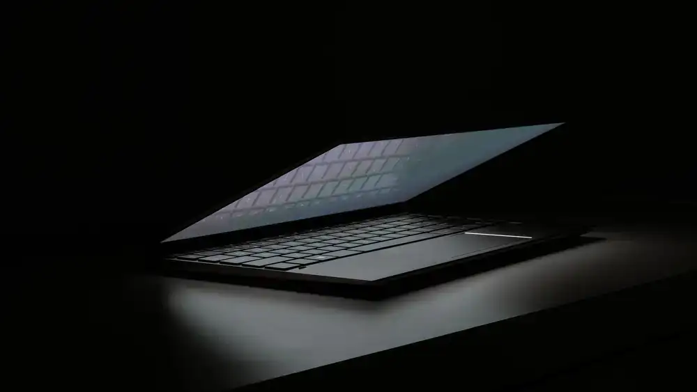 Stapel hochwertiger Notizbücher in sanften Farben